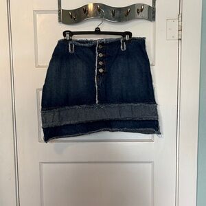 Me and You Denim Button-Front Mini Skirt - Dark Blue Size XL
